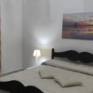  Appartamento Zona Centralissima Italia